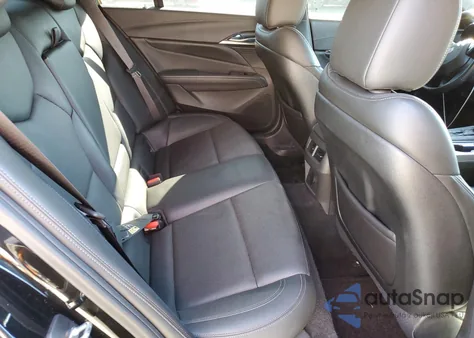 2023 Cadillac Ct4 Premium Luxury z USA, uszkodzony, nr VIN 1G6DB5RK7P0120159